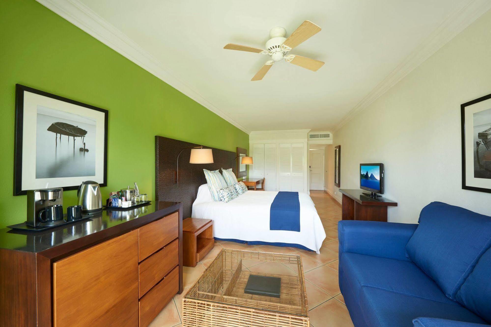 Coconut Bay Beach Resort & Spa All Inclusive Vieux Fort Exterior photo